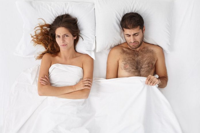 Difficulty to maintain an erection during intercourse