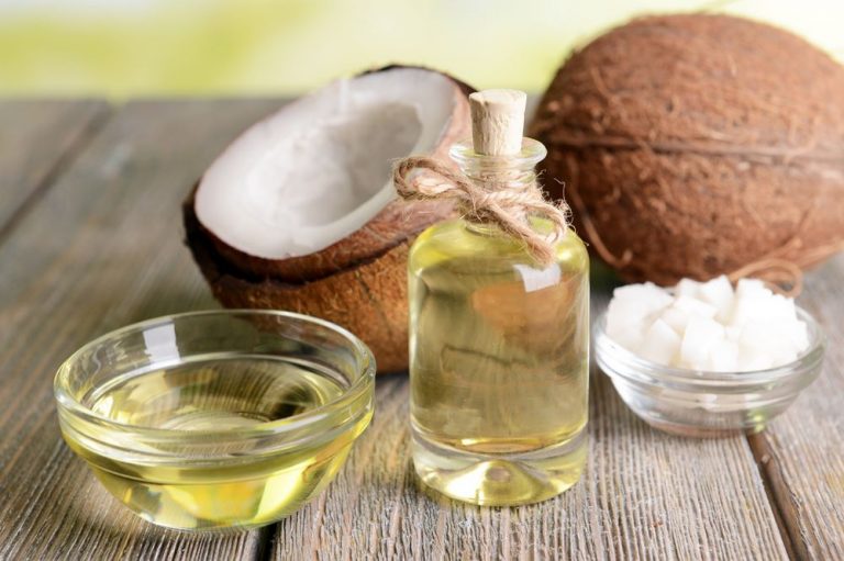 Coconut Oil : What Is Coconut Oil, Coconut Oil Nutrition Facts, How to Use It, 20 Health Benefits Of Coconut Oil