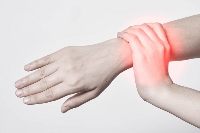 How is Wrist Pain Diagnosed?