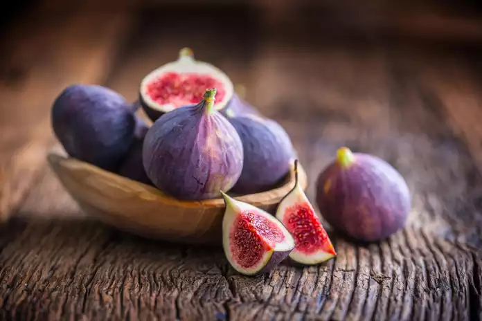 15 Impressive Health Benefits of Figs (Anjeer)
