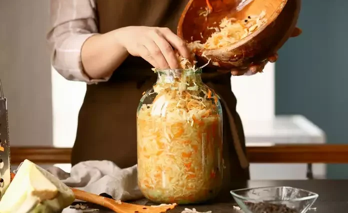 15 Shocking Benefits of Sauerkraut